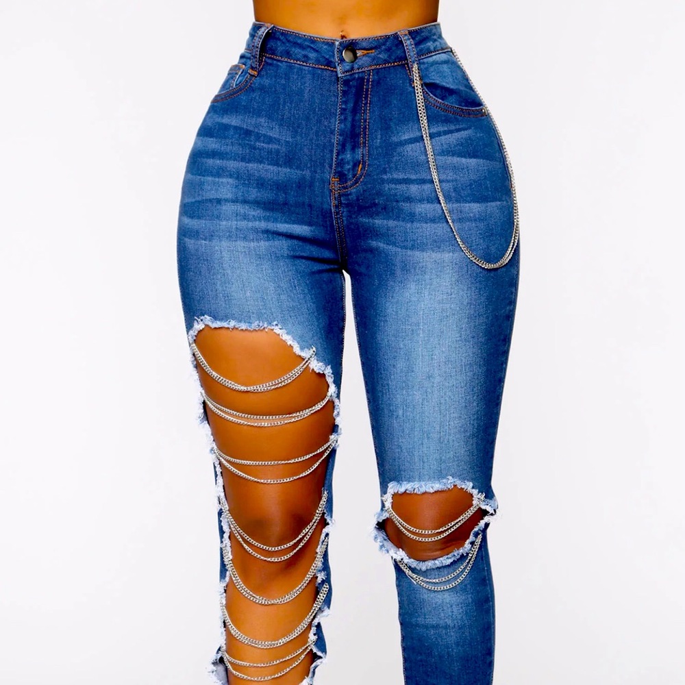 Chain the Channel Skinny Jeans